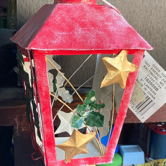 Metal Holiday candle Lantern - Picture 1 of 6